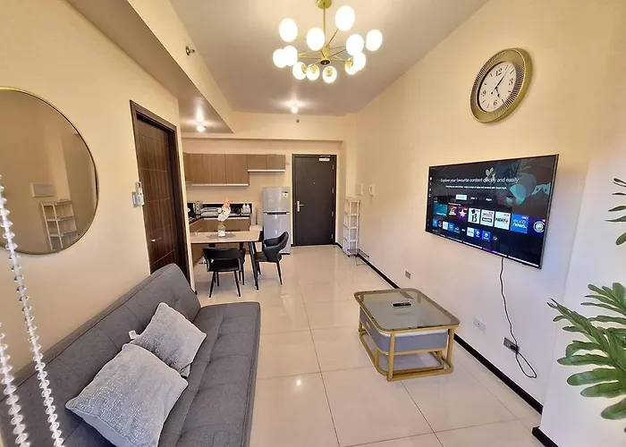 Big 1br Balcony -60sqm-pet -parking -moa,picc,ccp,wtc *