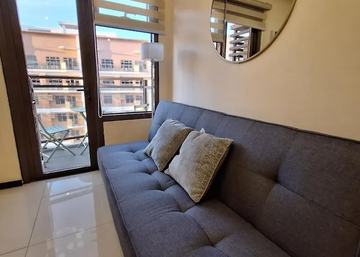 Apartamento Big 1br Balcony -60sqm-pet -parking -moa,picc,ccp,wtc Manila