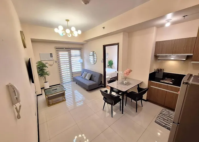 Big 1br Balcony -60sqm-pet -parking -moa,picc,ccp,wtc Apartamento