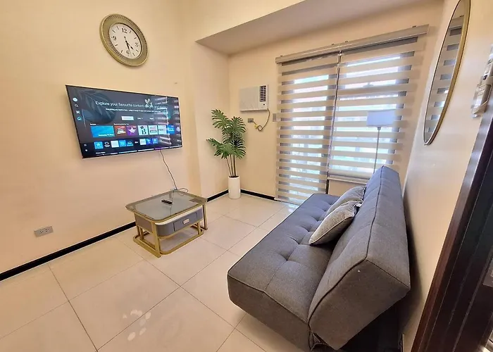 Big 1br Balcony -60sqm-pet -parking -moa,picc,ccp,wtc