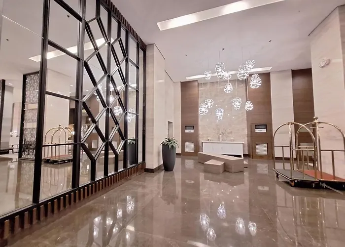 Big 1br Balcony -60sqm-pet -parking -moa,picc,ccp,wtc